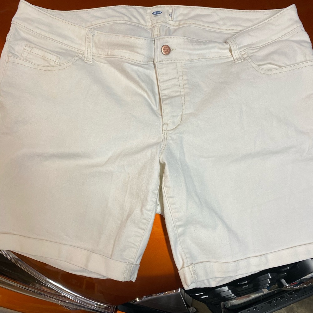 Old navy shorts